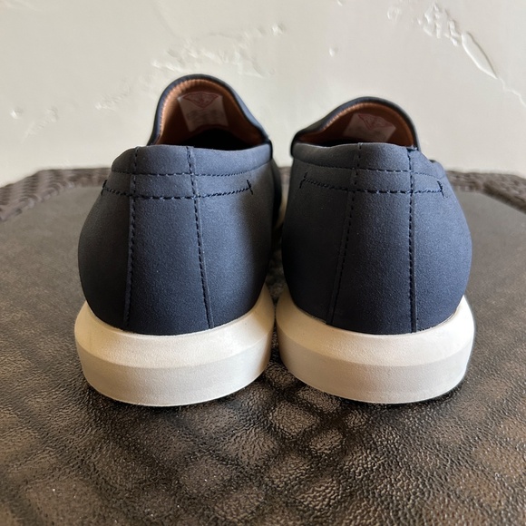 Guess Slip On Slip Resistant Loafer Shoes Size 10.5